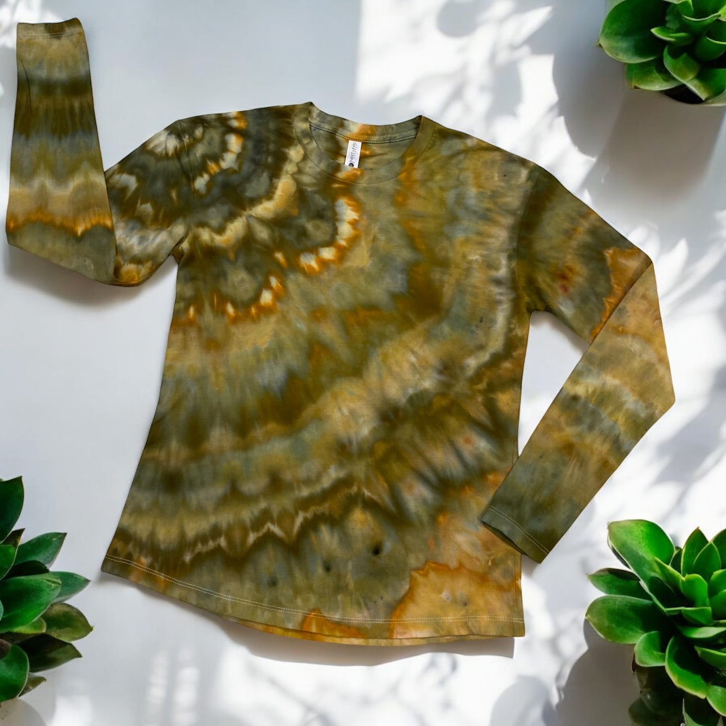 Feather Design Women's Small Long Sleeve Shirt