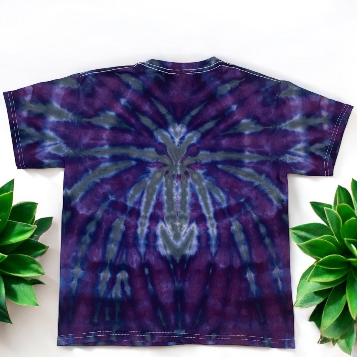 Spider Design Medium Youth Tee