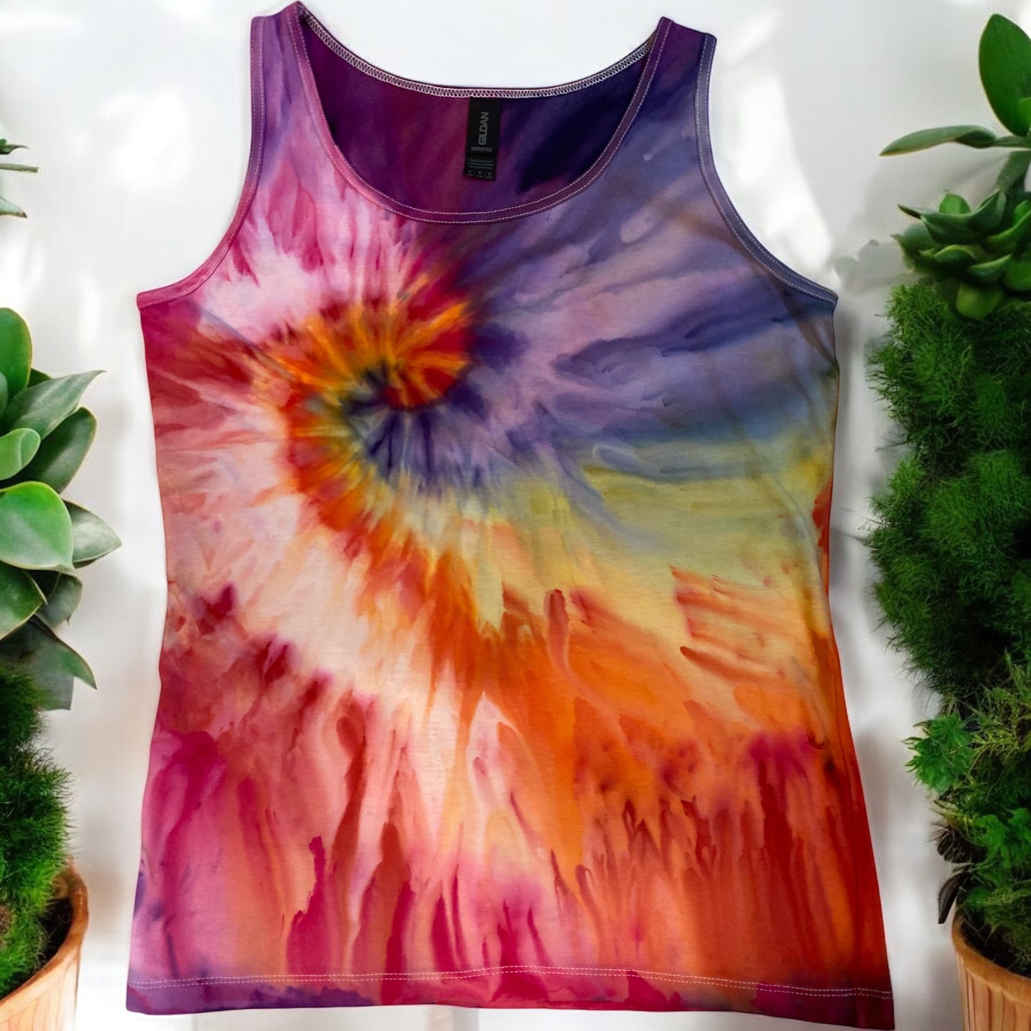 Rainbow Classic Gravity Spiral Women's Medium Tank Top