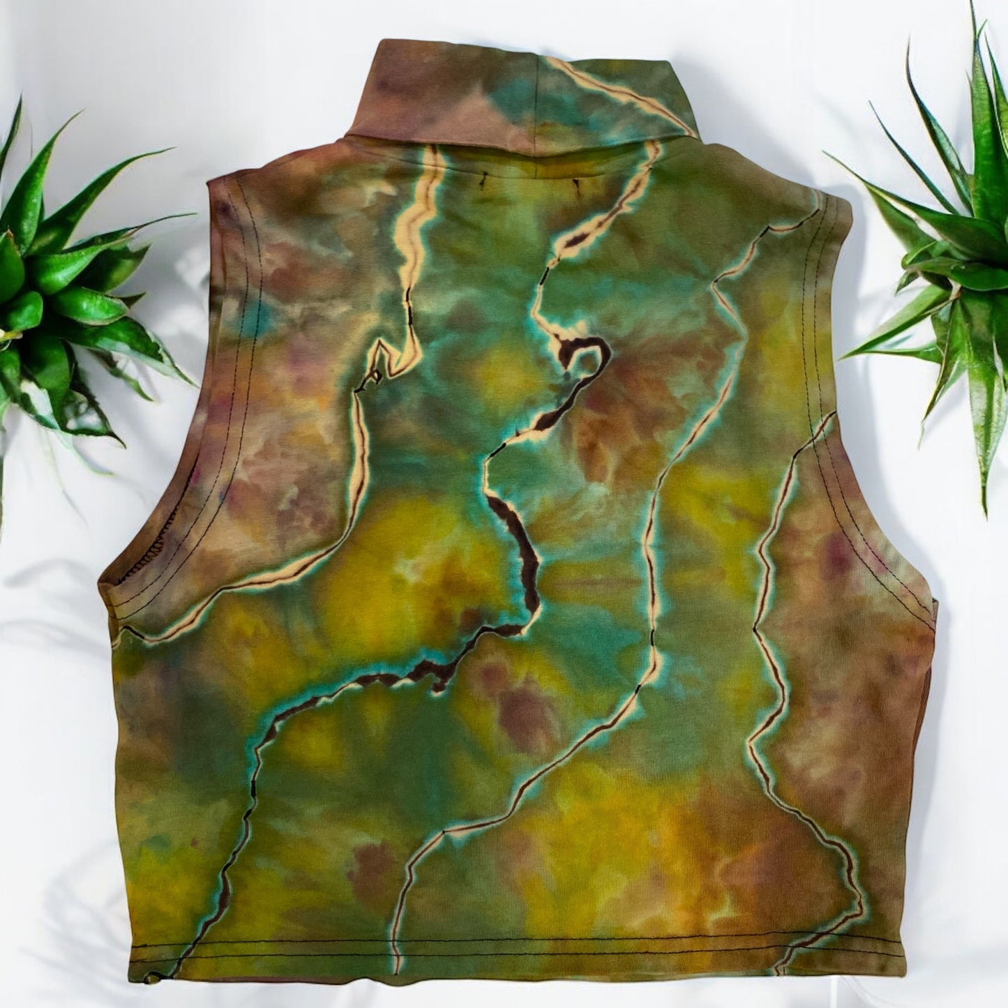 Reverse Geode Design Mock Crop Top Size 8 (M)