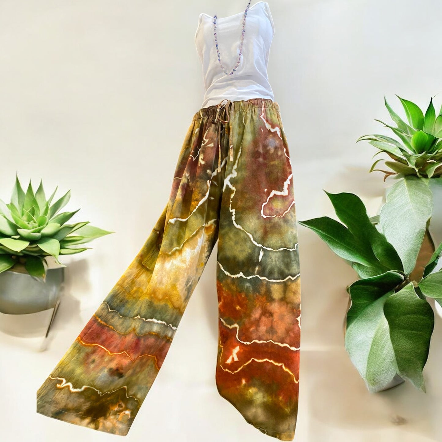 Earthy Geode Design Women's 2XL Drawstring Pants