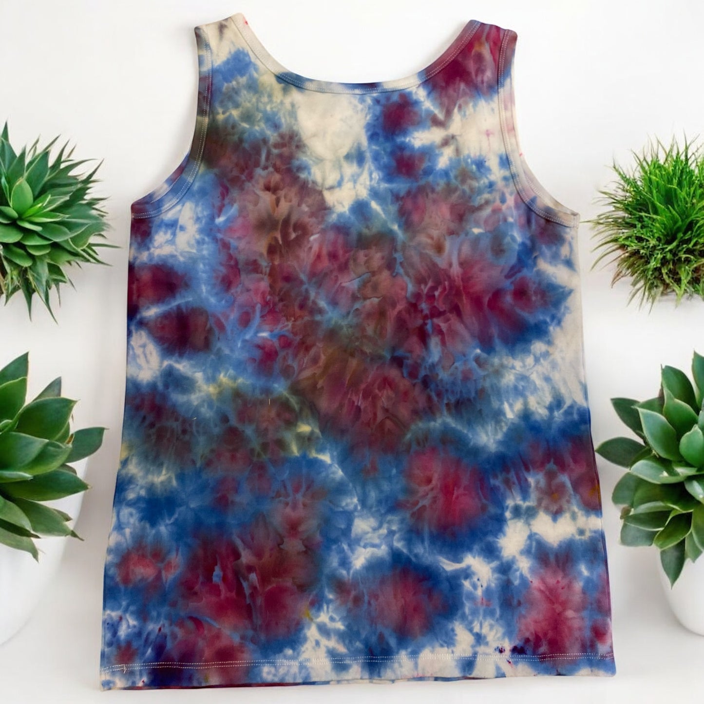 Watercolor Design Women's Large Tank Top