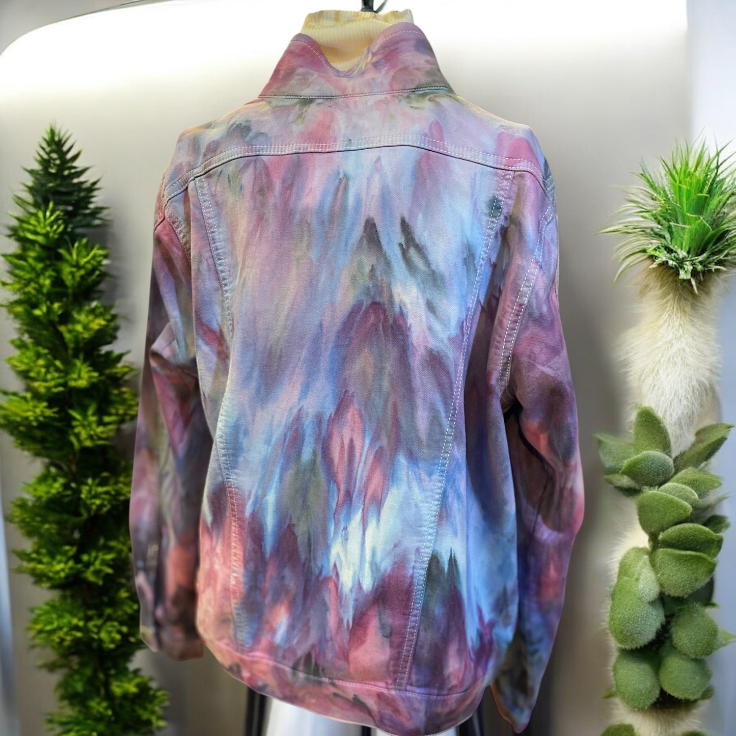 Women's Feather Design Jean Style Medium Jacket