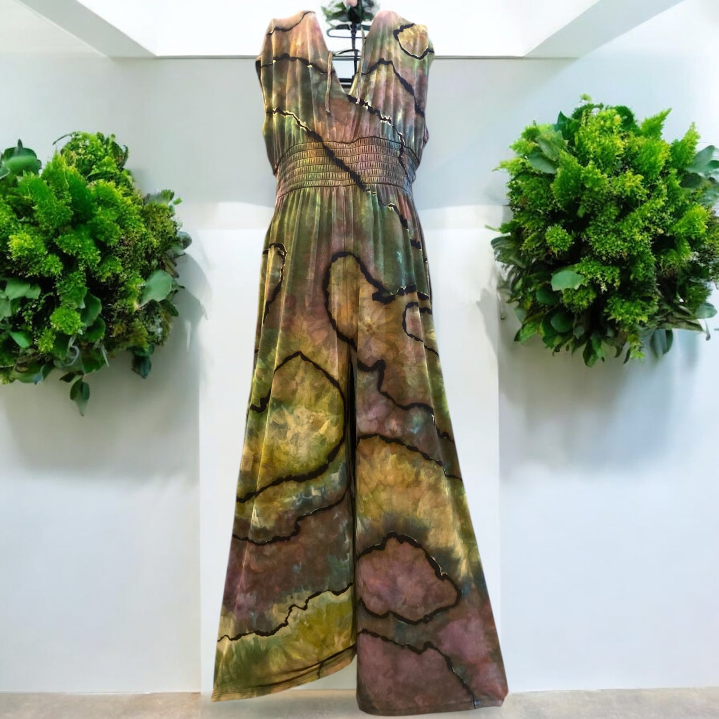 Reverse Geode Design Women's Medium Jumpsuit