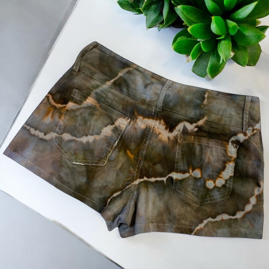 Geode Design Women's Small Low Rise Corduroy Shorts