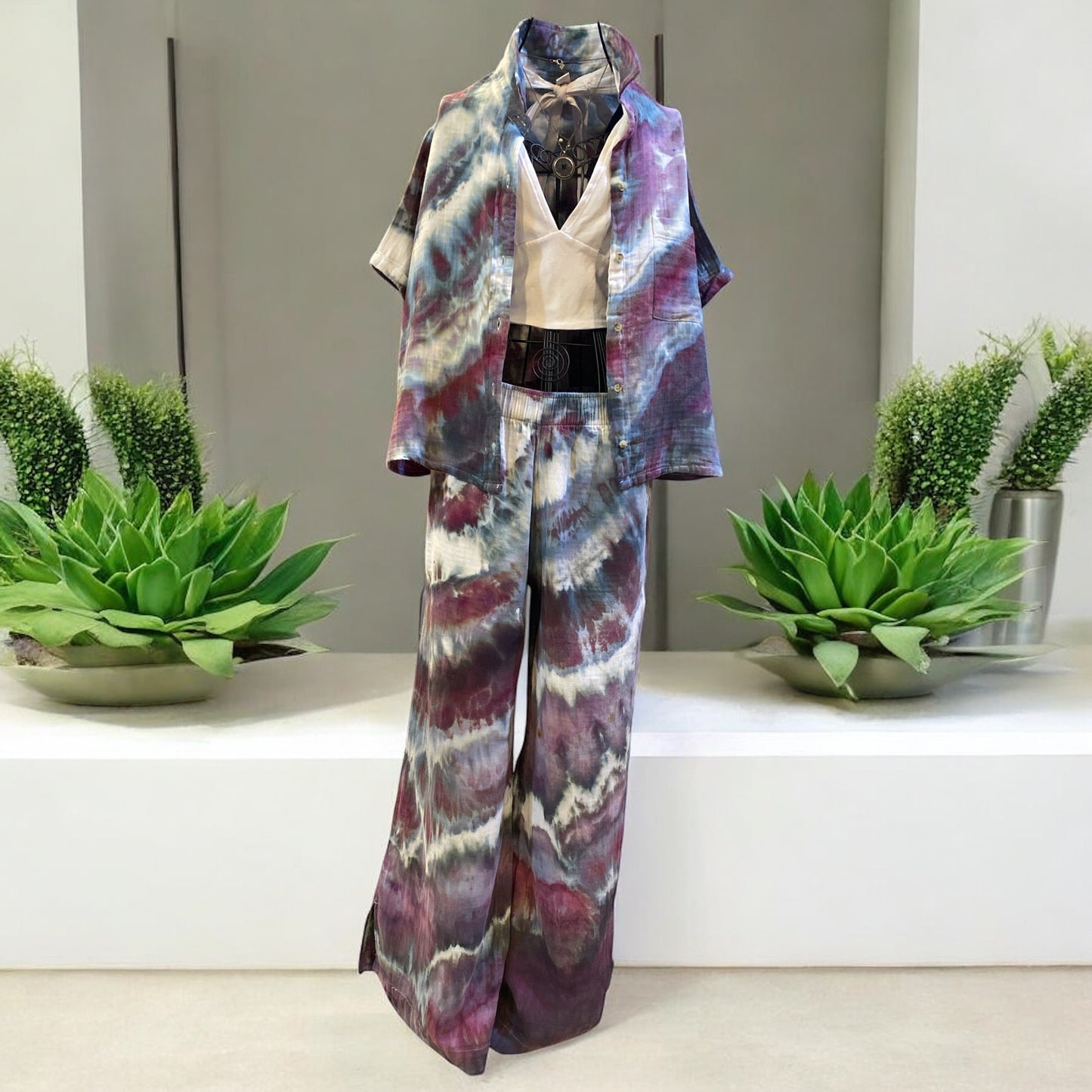 Women's 2 Piece Feather Design Crinkle Gauze Loose Button-Down Shirt with Matching Wide Leg Pants