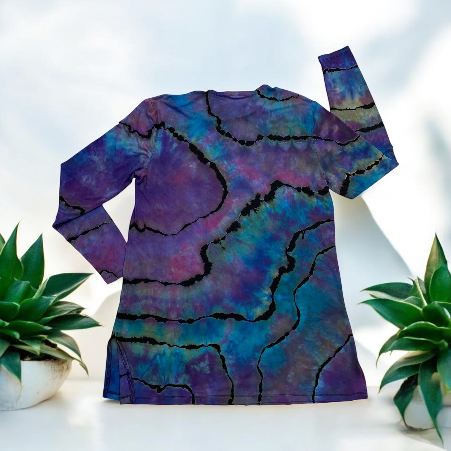 Women's Large/Tall Luxe Tunic T-Shirt in Reverse Geode Design