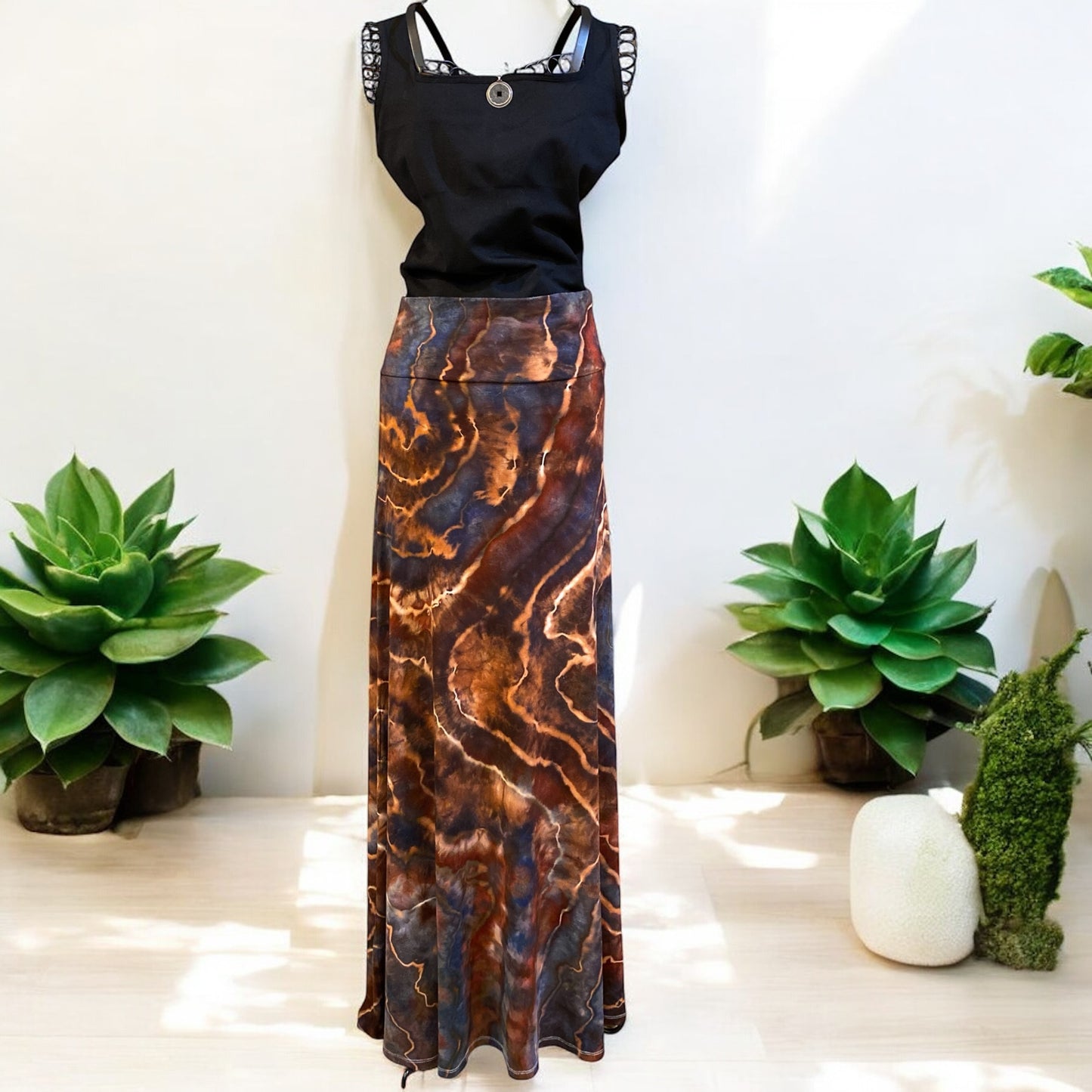 Women's Geode Design Rayon Maxi Skirt Large