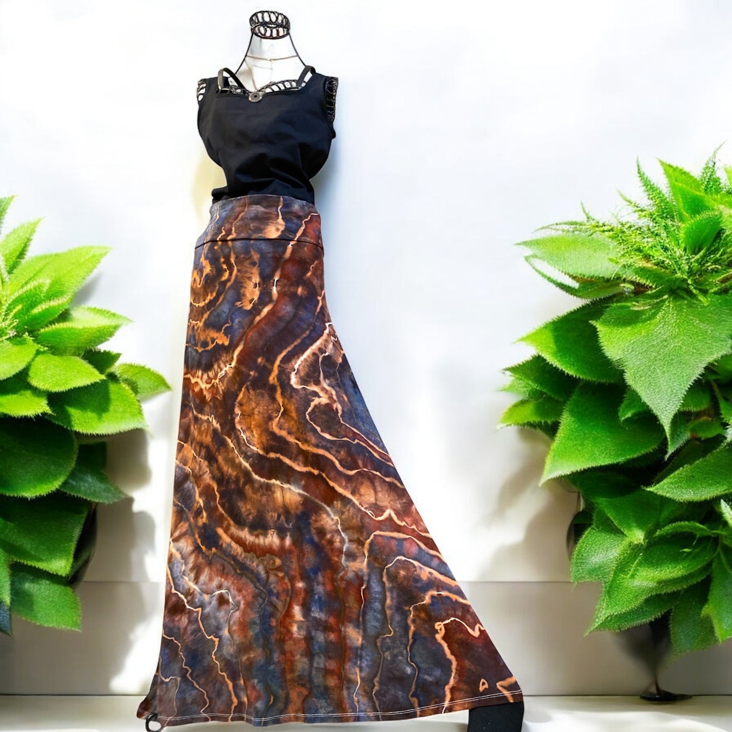 Women's Geode Design Rayon Maxi Skirt Large