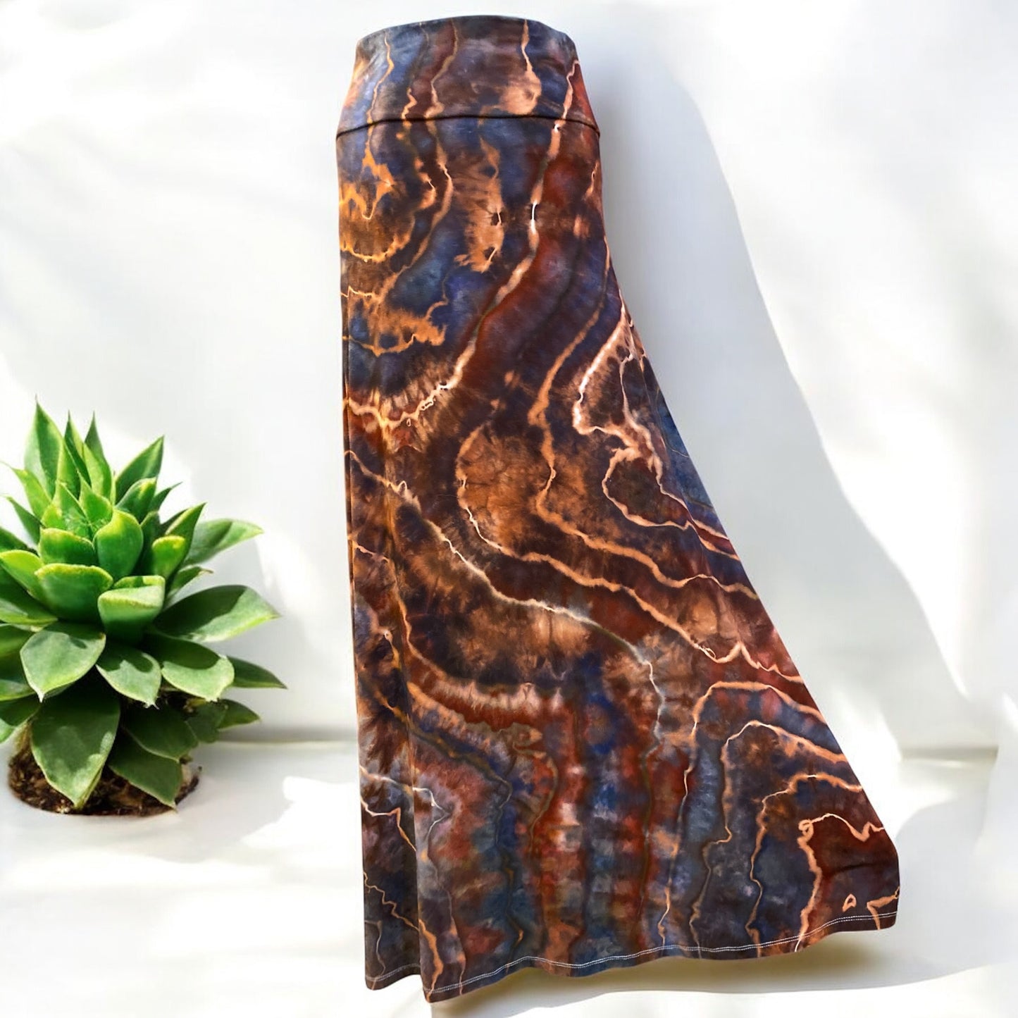 Women's Geode Design Rayon Maxi Skirt Large