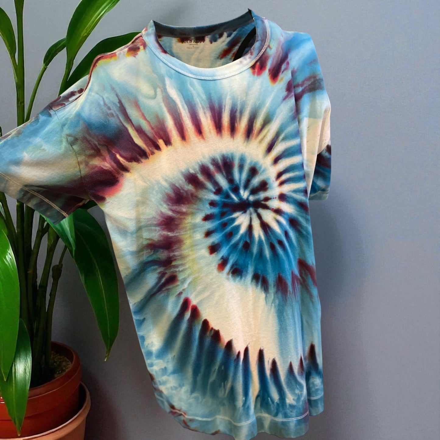 Classic Gravity Spiral Design Old Navy Tunic Size Small
