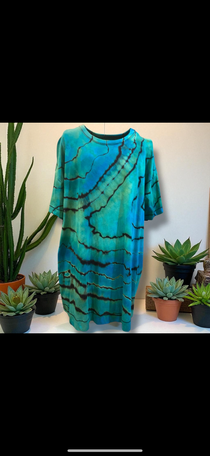 Reverse Geode Designed Old Navy Oversized Tunic Style T-Shirt Size Large