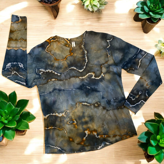 Geode Design Women's Medium Long Sleeve Shirt