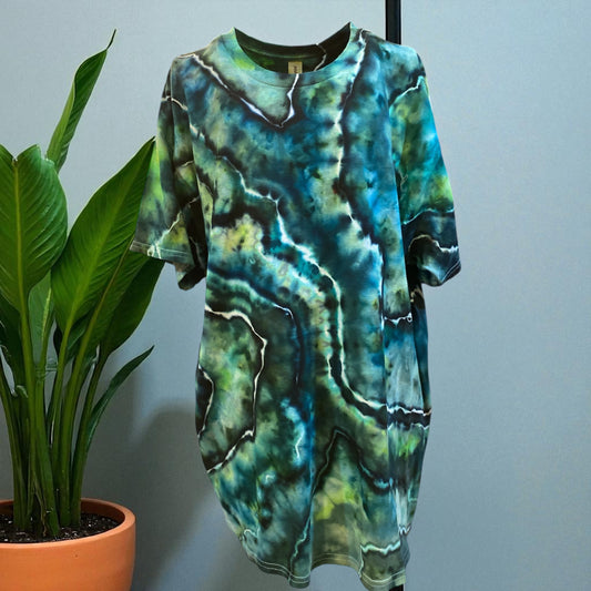 Geode Design Unisex Large Classic Fit T-shirt