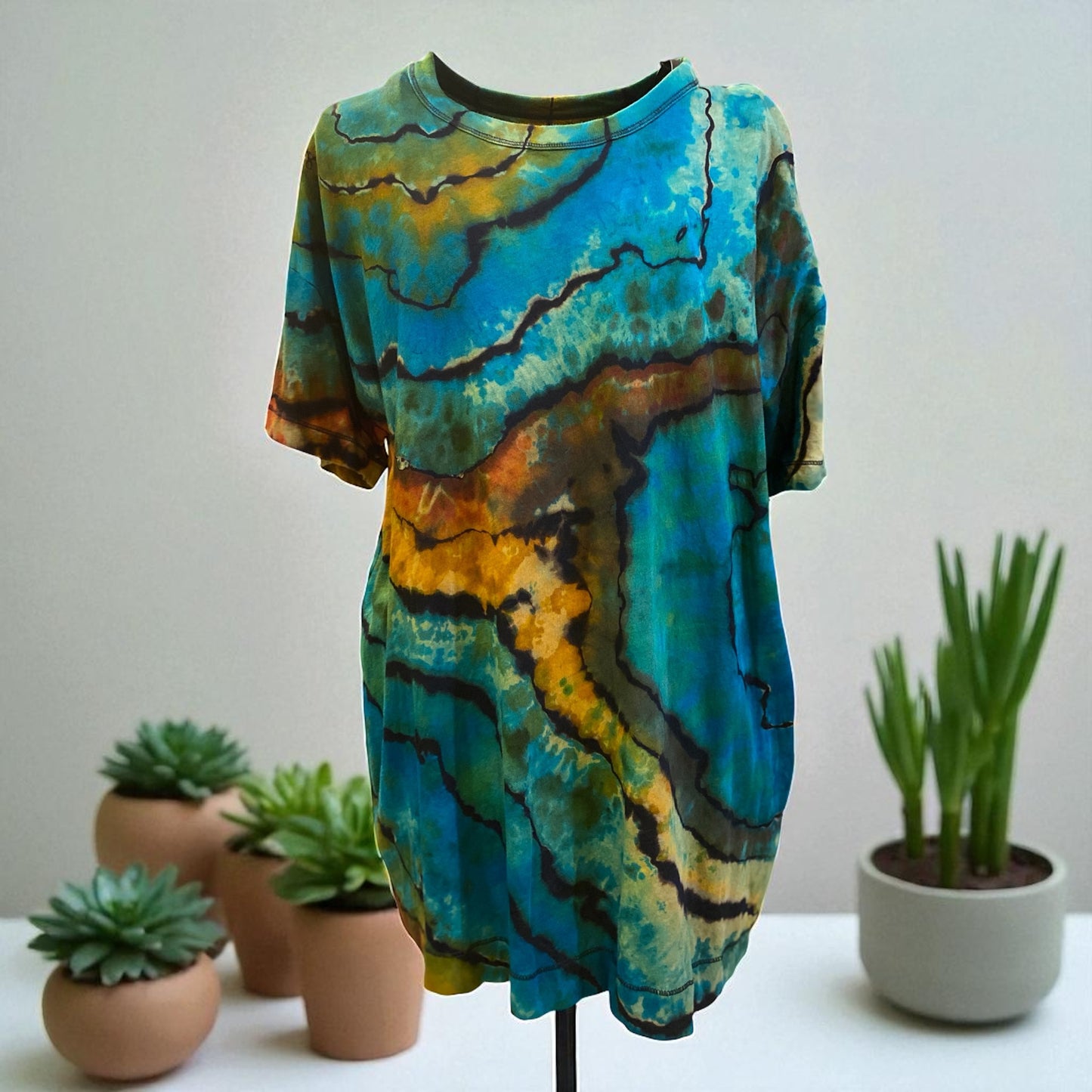 Reverse Geode Design Old Navy Oversized Tunic Style T-Shirt Size Medium