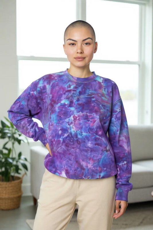 Unisex Crewneck Sweatshirt in a Tall Scrunch Design Size Small