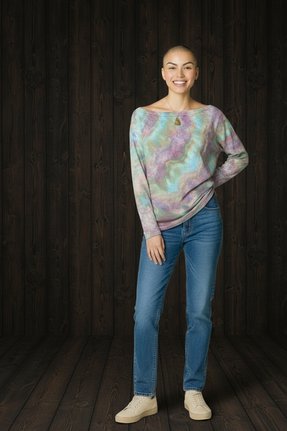 Feather Design on Banana Republic Boatneck Top Size Large