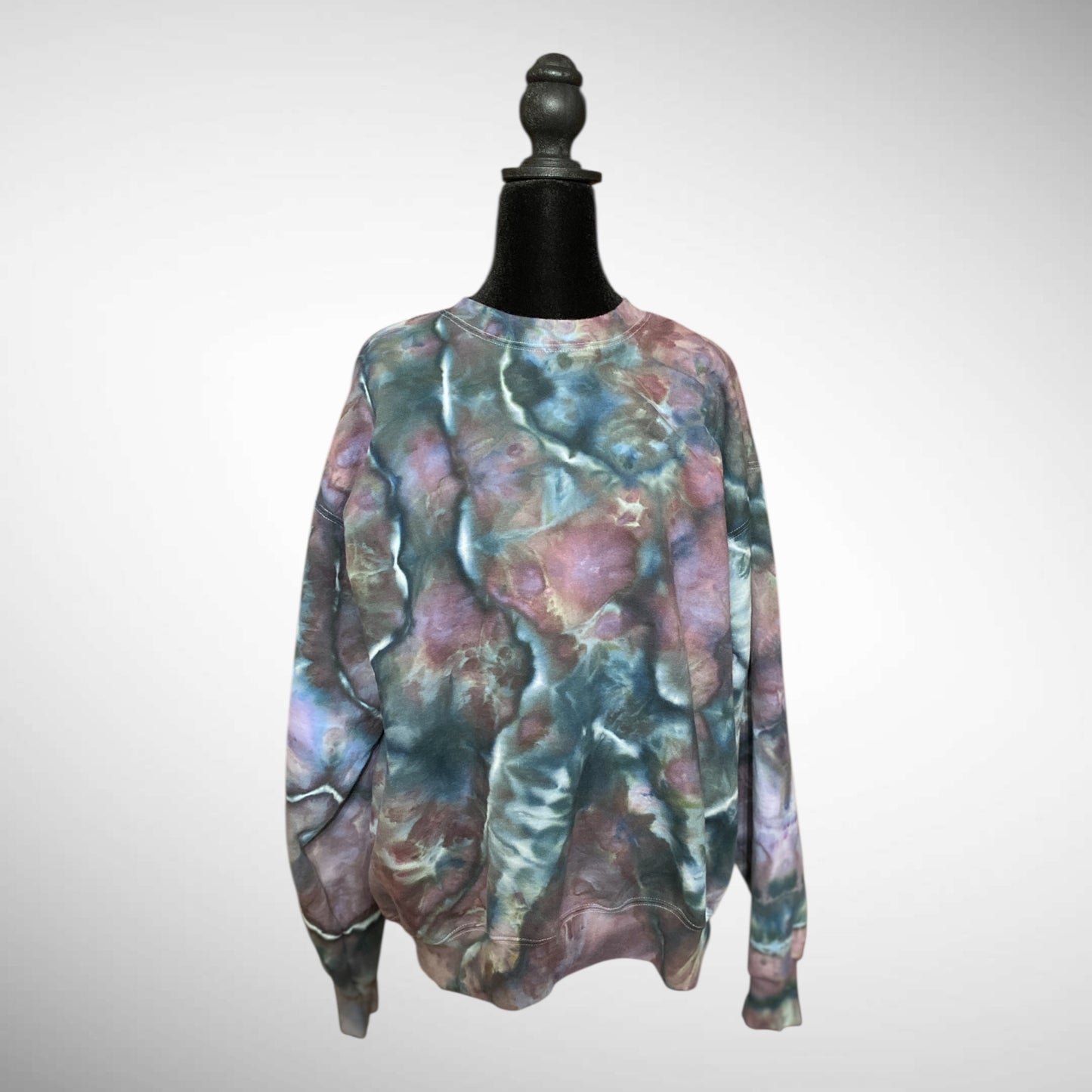 Geode Design Unisex Crewneck Sweatshirt Size Medium